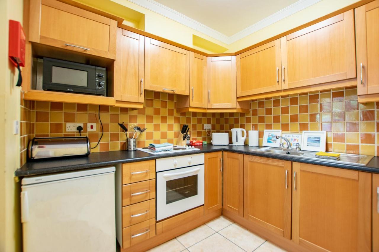 126 - Gort Na Coiribe 4 Bedroom Duplex, By Shortstays Голуэй Экстерьер фото